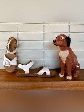 Cat & Jack White Buckle Sandals * Girls Size 4 * Double Strap